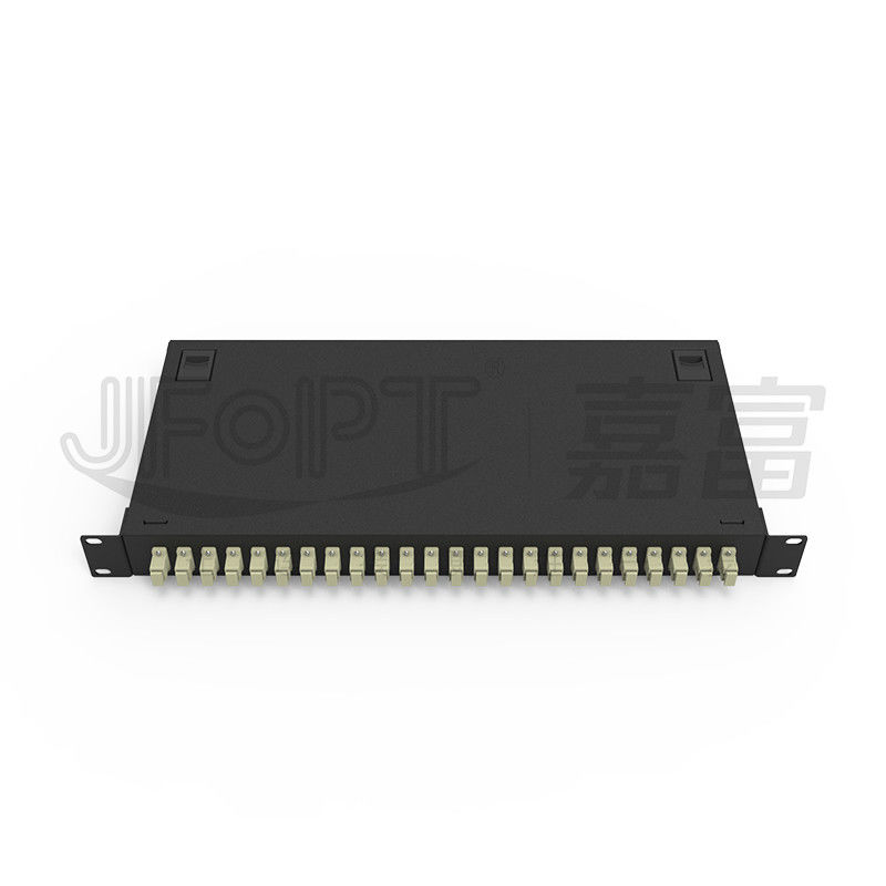 LC / SC / FC / ST قفسه نصب فیبر پیچ پانل 12/24core با 19 اینچ اندازه دکمه درب باز کردن